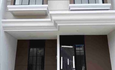 Disewakan rumah baru Gress Regency One East Point dekat Pakuwon city