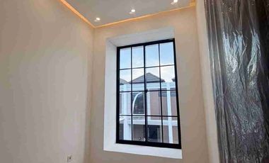 Disewakan rumah baru Gress Regency One East Point dekat Pakuwon city