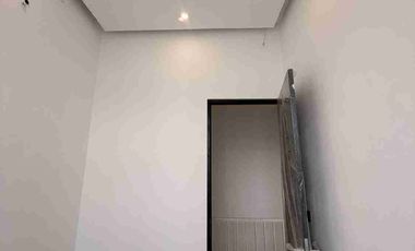 Disewakan rumah baru Gress Regency One East Point dekat Pakuwon city