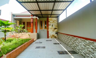 RUMAH MEWAH TANAH LUAS DI MAGUWOHARJO SLEMAN SHM