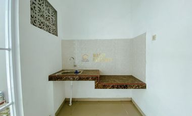 RUMAH MEWAH TANAH LUAS DI MAGUWOHARJO SLEMAN SHM