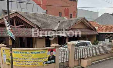 Rumah luas hook di kunciran tangerang