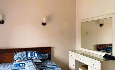 Rumah townhouse dekat pasar kebayoran lama Jakarta selatan bebas banjir