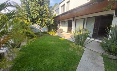 Casa moderna en fraccionamiento con vigilancia y alberca