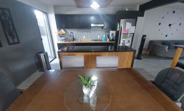 Casa moderna en fraccionamiento con vigilancia y alberca