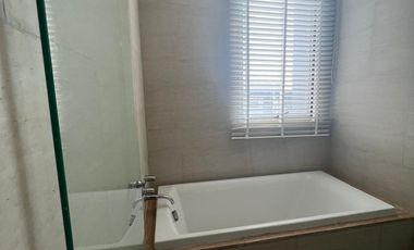 Di Jual Condominium Taman Anggrek Residences 3+1 Bedroom