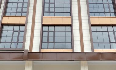 Ruko Conifera 3lt 5x15 75m Hadap Jalan Metland Menteng Cakung