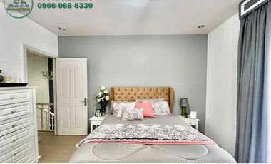 BLOOMFIELD MODEL UNIT