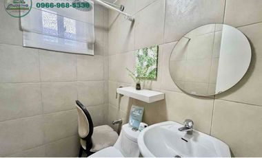 BLOOMFIELD MODEL UNIT