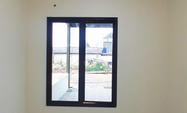 RUMAH CLUSTER MEWAH PINGGIR JALAN UTAMA AKSES JALAN LEBAR DEKAT TOL JORR, BEBAS BANJIR