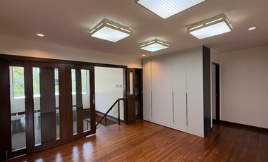 5BR Dasmarinas House For Rent Narciso Realty