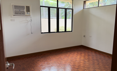 5BR Dasmarinas House For Rent Narciso Realty