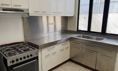 5BR Dasmarinas House For Rent Narciso Realty