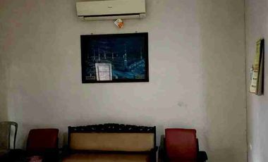 Rumah Bagus Semi Furnish di Sumber Solo. Kota