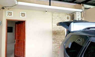 Rumah Bagus Semi Furnish di Sumber Solo. Kota