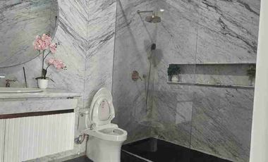 hot sale Rumah Mewah Villa Gading Indah 3½ Lantai 9 x 30 hanya 19*M nego