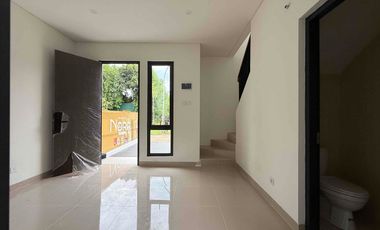 Rumah 2 Lantai di Serpong Jaya Dengan Area Nyaman dan Akses Strategis – Harga 1,1 Miliar, Unit Terbatas!