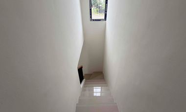 Rumah 2 Lantai di Serpong Jaya Dengan Area Nyaman dan Akses Strategis – Harga 1,1 Miliar, Unit Terbatas!