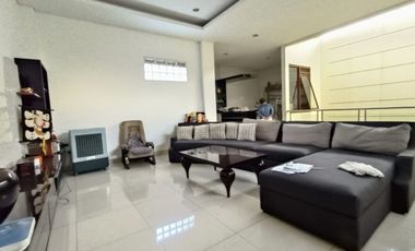 Rumah 4 Lantai Terawat di Jl. Basalamah Astan Anyar Kota Bandung