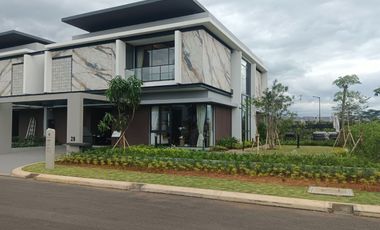 Rumah Mewah kamar Banyak bisa tambah Kolam Renang di Summarecon Bandung harga Paling Affordable dijual