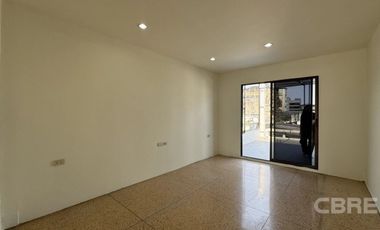 Townhouse in Soi Sunthon Phimon (Rong Mueang) (4807)