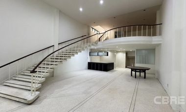 Townhouse in Soi Sunthon Phimon (Rong Mueang) (4807)