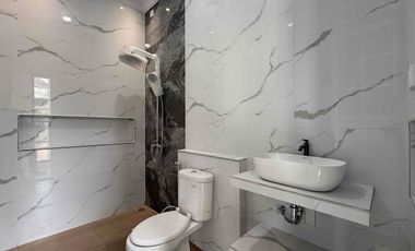 Rumah Mewah 3 Lantai Siap Huni  Di Jagakarsa, Jakarta Selatan