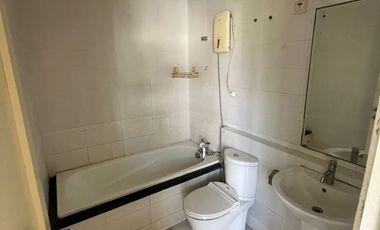 DISEWAKAN CEPAT RUMAH DI GOLF LAKE