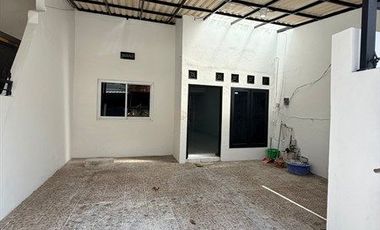 Strategis Jual Rumah 2Lt. Unfurnished di Perumahan Cengkareng Indah Akses ke Bandara Soekarno-Hatta, Dekat ke Mall Puri Indah, Central Park