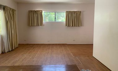 3 Bedroom House in Maria Luisa Banilad