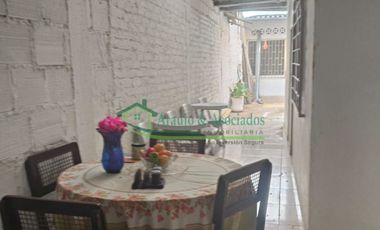 Vendemos casa en el barrio Sucre