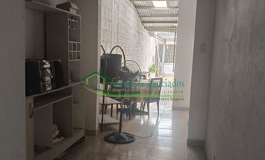 Vendemos casa en el barrio Sucre