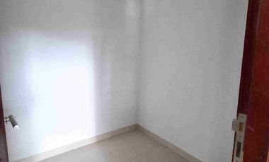 Disewakan Rumah Apik Terawat Lingkungan Tenang di Holis Regency