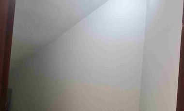 Disewakan Rumah Apik Terawat Lingkungan Tenang di Holis Regency