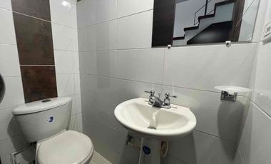 SE ARRIENDA APARTAESTUDIO DUPLEX EN EL NORTE