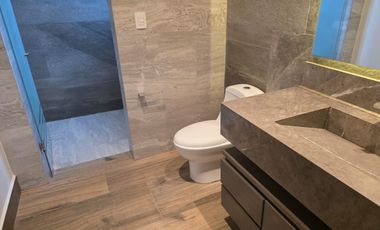 ESPECTACULAR CASA EN VENTA EN CARRETERA NACIONAL.