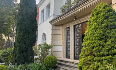 Majestuosa propiedad en el corazón cultural de Bogotá. - 888,38 m2 de Exclusividad