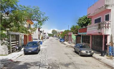 COHC (EMB) CASA EN VENTA DE CONTADO EN GALAXIA DEL CARMEN QROO