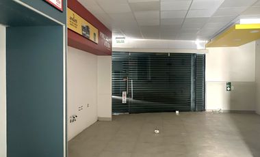 ARRIENDO Local Comercial de 78,65m2, strip center, La Florida