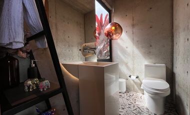 Casa Amoblada En Arriendo en Altos de Envigado, Antioquia