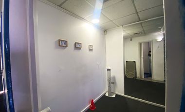 ARRIENDO Local Comercial de 62,75m2 strip center, La Florida