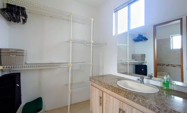 Casa en venta en conjunto en Ricaurte - Cundinamarca