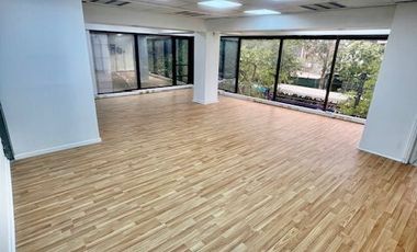 VENTA  Local Comercial/Oficina de 120 m2, Metro Los Leones