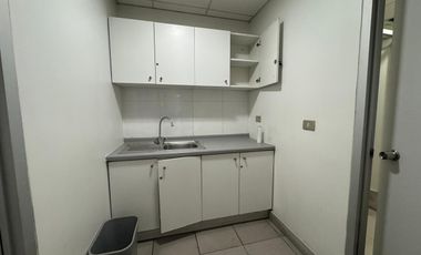 LOCAL COMERCIAL LIQUIDAMOS EN BELLAVISTA