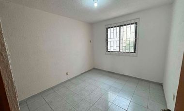 RENTO CASA EN BOCA DEL RIO CERCA DEL MAR (NO TIENE CLIMAS)