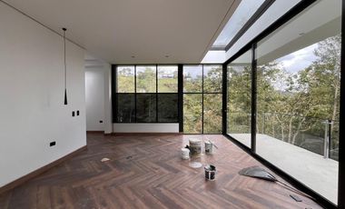 Casa en Arriendo en Altos de Palmas Envigado