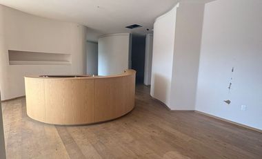 SE RENTA LOCAL COMERCIAL EN ALTOZANO