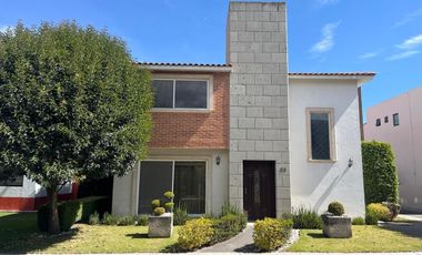 CASA EN RENTA EN RANCHO EL MESON