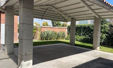 CASA EN RENTA EN RANCHO EL MESON