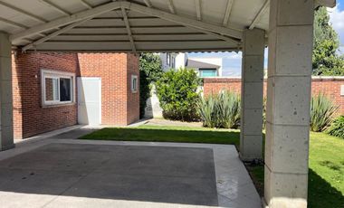 CASA EN RENTA EN RANCHO EL MESON